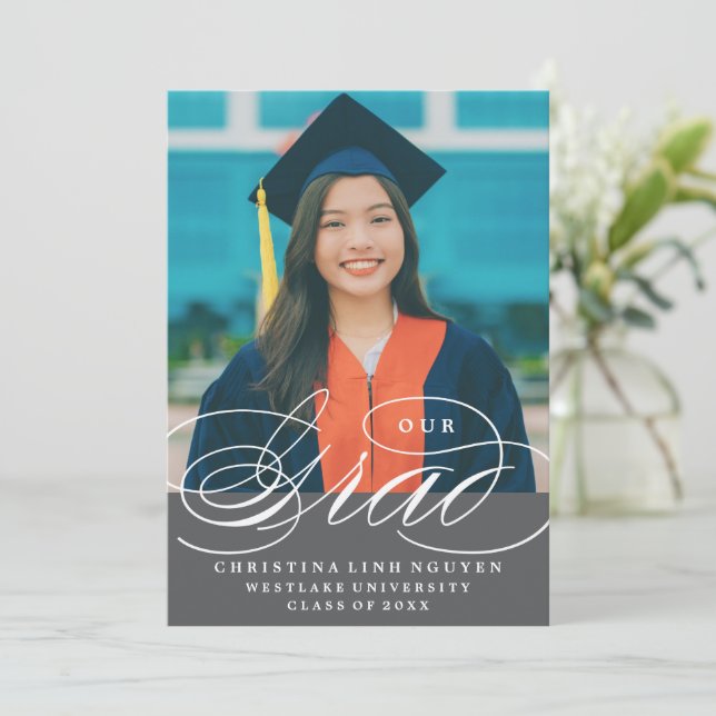 NUESTRO ELEGANTE GRADO SCRIPT | INVITACIÓN DE GRAD (Anverso de pie)