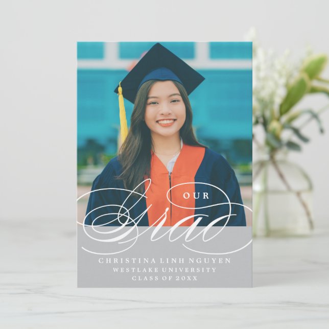 NUESTRO GRAD DE LETRA ELEGANTE | INVITACIÓN DE GRA (Anverso de pie)