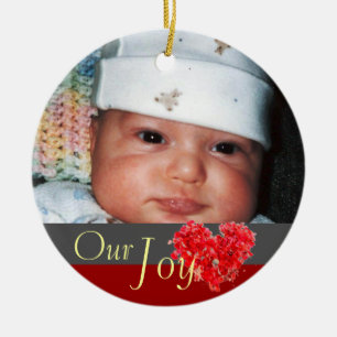 Nuestro ornamento de la adopción de la alegría