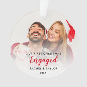 Nuestro primer ornamento de parejas de Navidad com