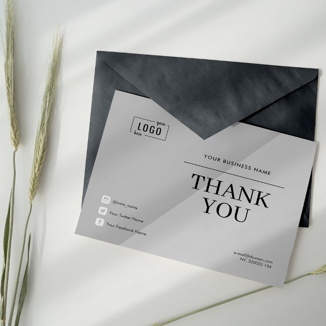 Nueva tarjeta de agradecimiento elegante y moderna (Subido por el creador)