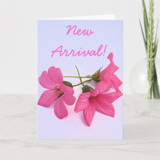 Nueva tarjeta de saludo floral rosa para bebé reci (Anverso)