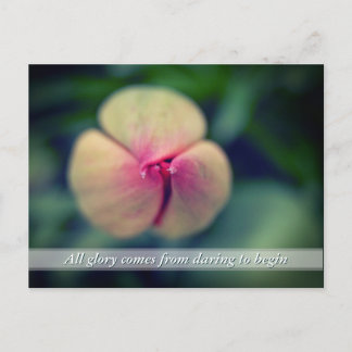 Nueva tarjeta postal de flor de tulipano de primav