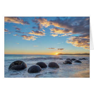 Nueva Zelanda, Isla del Sur, Cañones de Moeraki