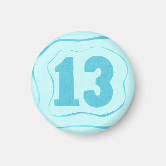 Número 13 imán con ondas azul acuático