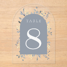número de mesa 8 con follaje azul