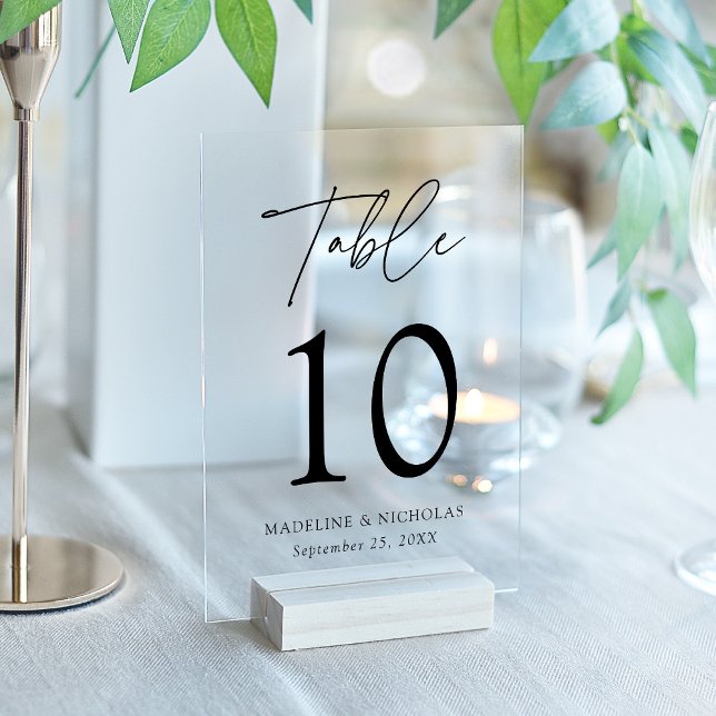 Número de Mesa de Acrílico con Letra Moderna Minim (Please note: this table number does not come with a stand.)