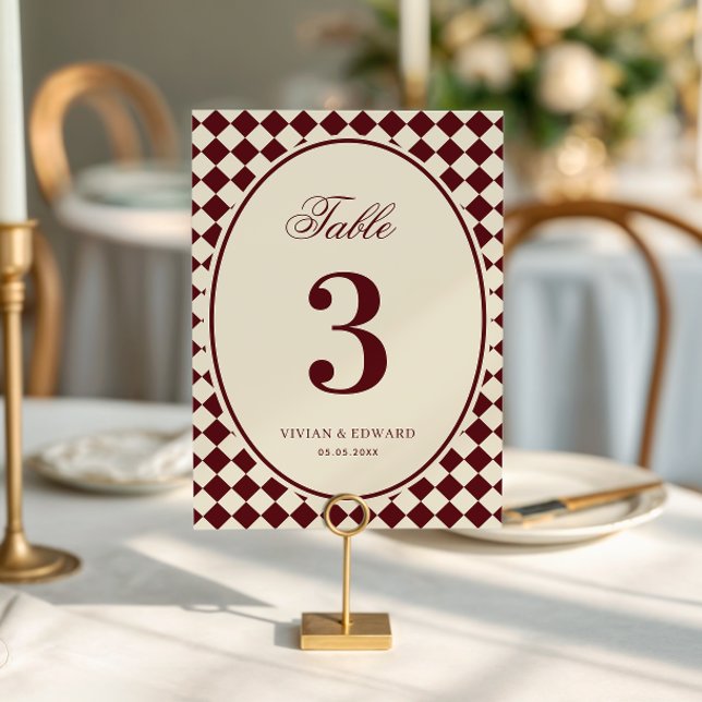 Número de mesa de boda a cuadros marfil y borgoña (Subido por el creador)
