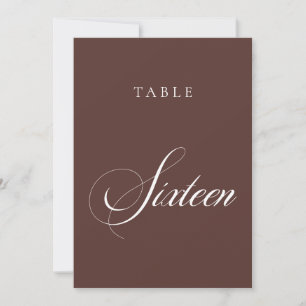 Número de mesa de boda en caligrafía marrón clásic