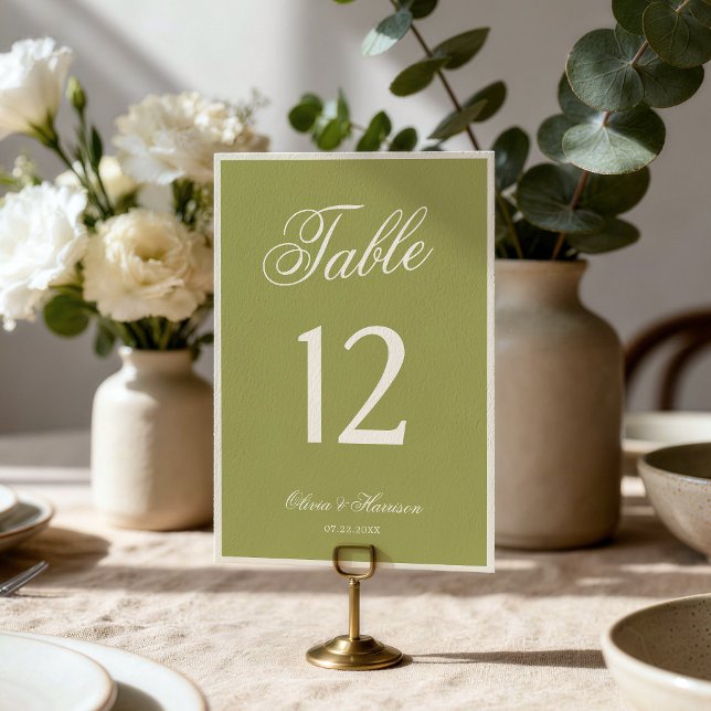 Número de mesa de boda en caligrafía verde oliva (Subido por el creador)