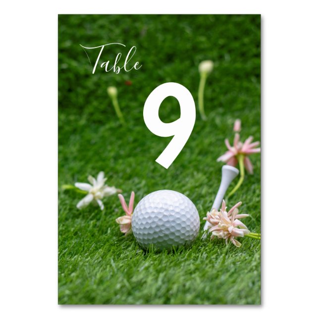 Número de mesa de golf con bola de golf y tee on g (Anverso)