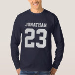 Número de nombre personalizado Mens Sport Jersey T<br><div class="desc">Crea tu propia camiseta para hombres de la camiseta de tu camiseta de fútbol personalizada con nombre y número. Una fresca camisa deportiva de personalizable, es una gran idea de regalo para los hombres. Este equipo deportivo masculino de moda es adecuado para todos los deportes, incluyendo fútbol, fútbol, voleibol, béisbol,...</div>