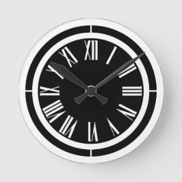 Numerosos romanos blancos en el reloj de pared neg