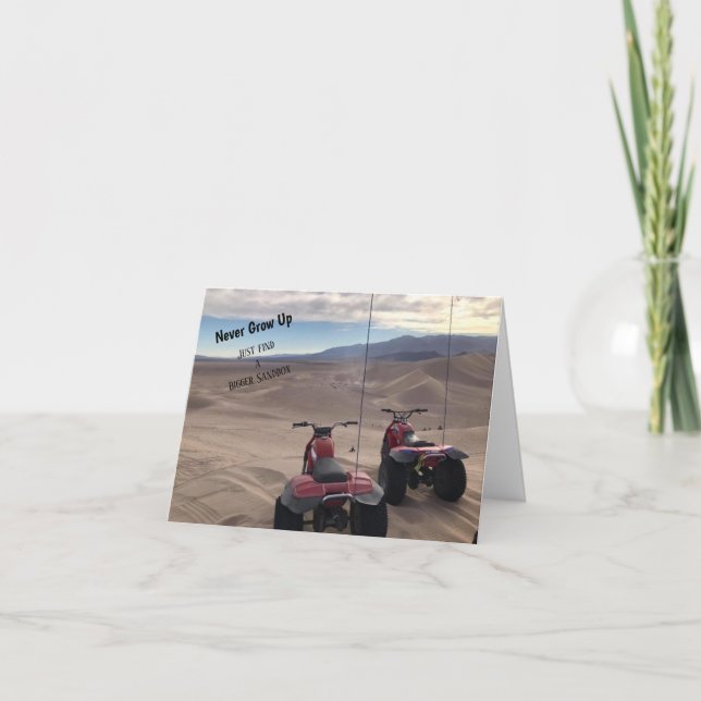 Nunca crezca la tarjeta de cumpleaños de dunas (Anverso)