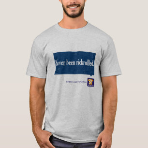 "Nunca sido" camiseta rickrolled