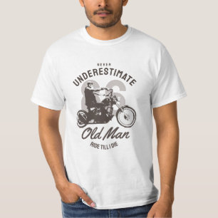 Nunca subestimes una camiseta del viejo hombre