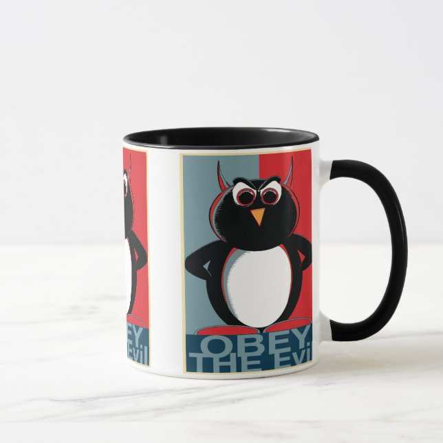 Obedezca la taza malvada del pingüino (Derecha)