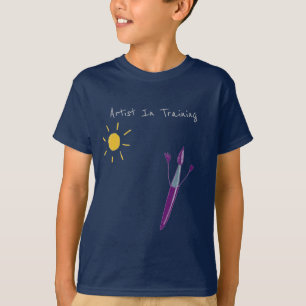 Obra de arte de un niño en una camiseta de un niño