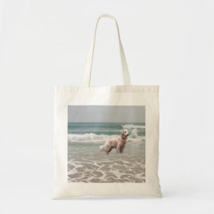 Océano del golden retriever en la bolsa de asas