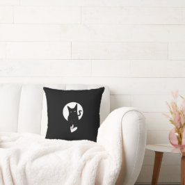 Oda a amar al gato Cojín decorativo de Adiela Akoo