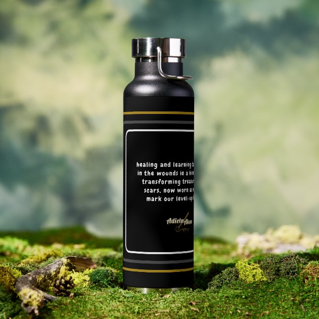 Oda a amar la botella de agua de un gato por Adiel (Al aire libre (girado))