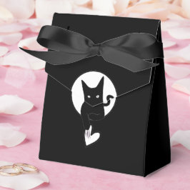 Oda a amar las cajas de favores del gato por el po