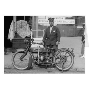 Oficial de policía en motocicleta, 1924