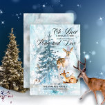 Oh Deer Woodland Animals Winter Peace and Love<br><div class="desc">"¡Oh ciervos,  Navidades están aquí!" "Paz y amor" animales boscosos — ciervos y bebés,  conejo y pájaros con un árbol verde eterno entre la nevada — diseño de vacaciones.</div>