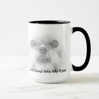 Ojos del perro de Bruselas Griffon de la taza