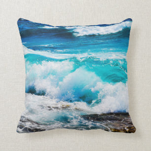 Onda en las rocas - Cojín decorativo