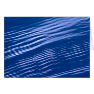 Ondulación del agua azul