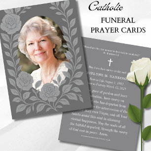 Oración de Rosas en memoria de funerales católicos