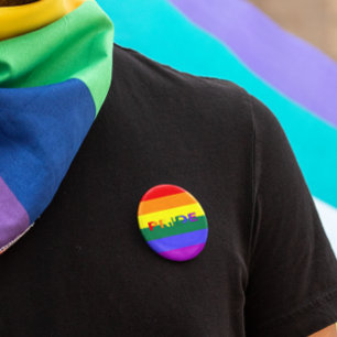 Orgullo LGBT y botón Atrás del Orgullo de la Bande
