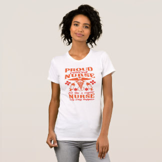 Orgullosa camiseta de enfermera retirada.
