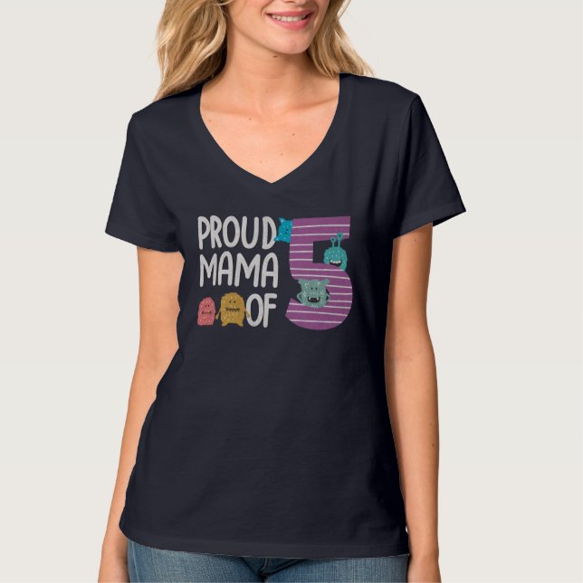Orgullosa mamá de las cinco camisetas (Anverso)