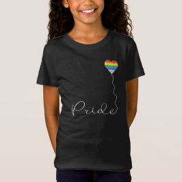 Orgulloso arcoiris LGBTQIA Corazón de camiseta con
