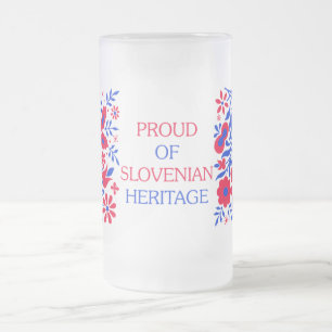 Orgulloso de la taza eslovena de la herencia