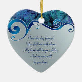 Ornamento a favor del corazón boda