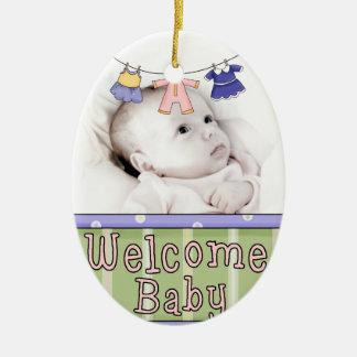 Ornamento agradable de la foto del bebé - chica