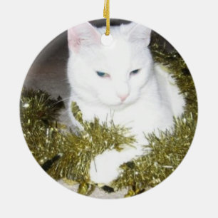 Ornamento blanco del árbol de navidad del gato