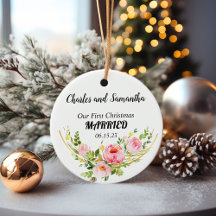 Ornamento casado de primera Navidad personalizado