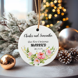 Ornamento casado de primera Navidad personalizado