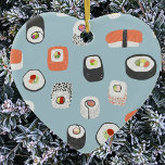 Ornamento cerámico cute suhi<br><div class="desc">Muestra tu amor por los rollos de sushi,  nigiri y maki con este divertido ornamento alternativo de Navidad. Prueba las otras formas para ver cuál prefieres,  o pide una variedad para una decoración cohesionada.</div>
