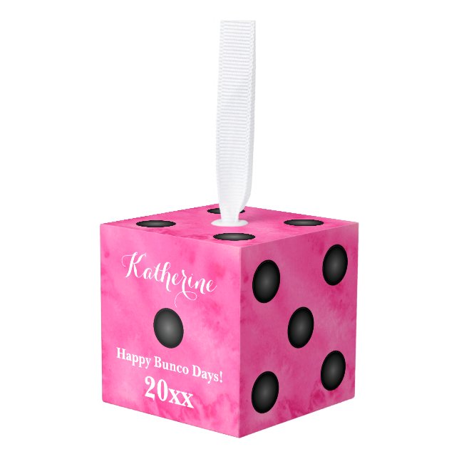 Ornamento con monograma de los dados del navidad (Anverso en perspectiva)