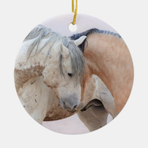 Ornamento de caballos salvajes Onaqui
