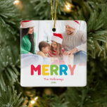 Ornamento De Cerámica Colorida Y Merry<br><div class="desc">Captura la alegría y la magia de la temporada de vacaciones con este singular y festivo adorno de cerámica colorido y alegre. Su diseño es sencillo y divertido, con una paleta de colores arcoiris de color rojo, verde, amarillo, azul, naranja y rosa, creando un ambiente vibrante y alegre. El enfoque...</div>