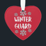 Ornamento de cerámica de copo de nieve de Winter G<br><div class="desc">La Guardia de Invierno en texto de copos de nieve con copos de nieve es un diseño único de colorguard cubierto de invierno para cumpleaños y vacaciones.</div>