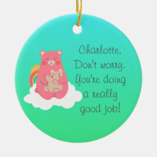 Ornamento de cerámica de la familia del oso