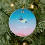 Ornamento de cerámica Stingray volador<br><div class="desc">Es el adorno de cerámica Flying Stingray. La tontería voladora se ve romántica. El cielo con rosa también es hermoso. Es un regalo significativo para animar a tu ser querido. ¡Compra el tuyo hoy!</div>