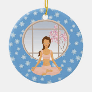 ornamento de chica de yoga